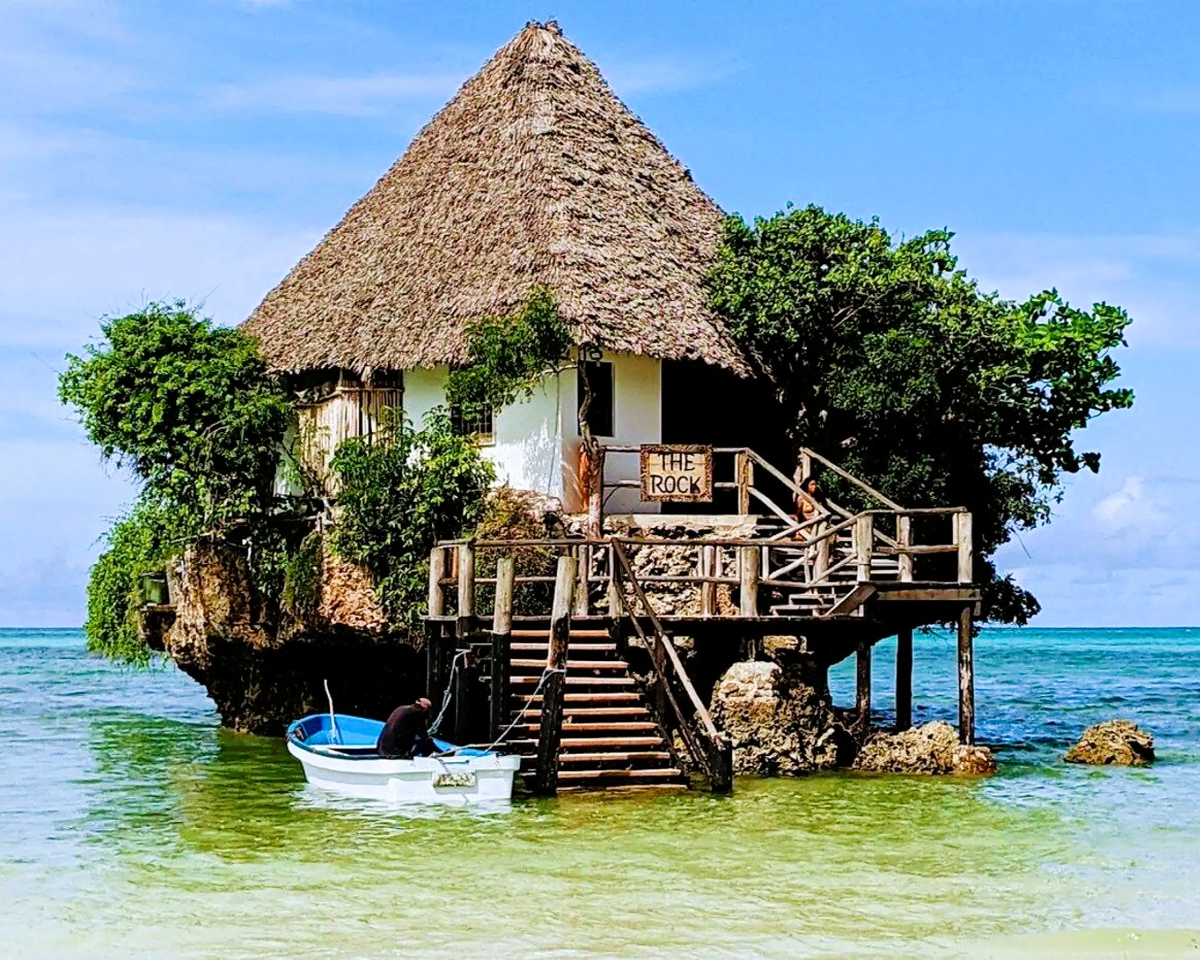 Snorkeling and lunch at The Rock Restaurant on Michamvi Pingwe beach in Zanzibar